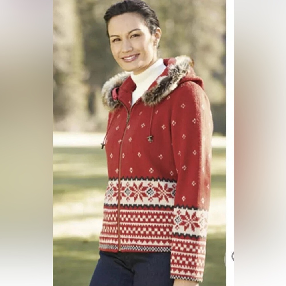 Orvis Fleece Jacket Red Snowflake Full Zip Faux Fur Trim Hooded